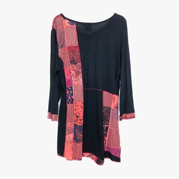 Fresh Groove Long Sleeve Long V-Neck Pieced Top - Picture 2 of 6